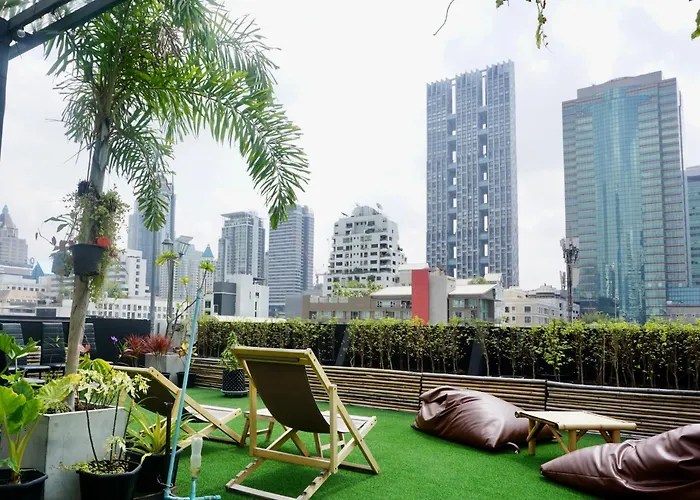 Hash Apartment With Unique Chill Design At Silom Soi 3