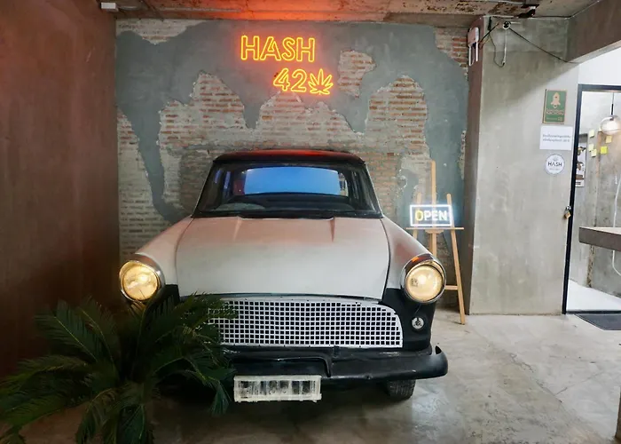 Hash Apartment With Unique Chill Design At Silom Soi 3