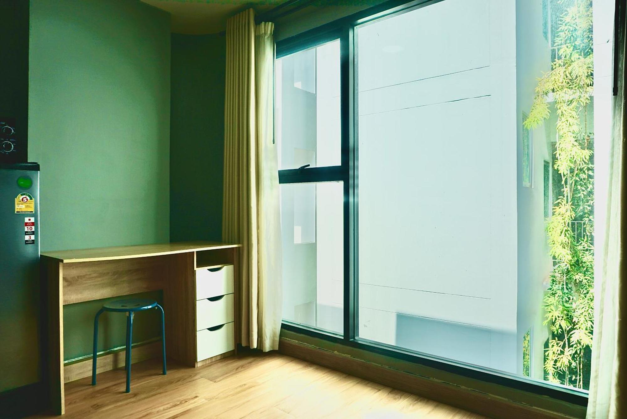 Apartment Hash With Unique Chill Design At Silom Soi 3 *